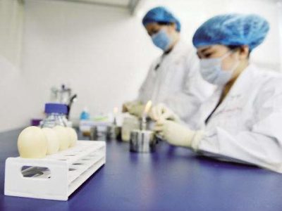 Teknisi laboratorium